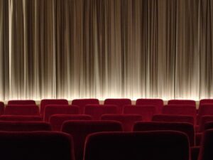 movie-theater-2093264_1280.jpg